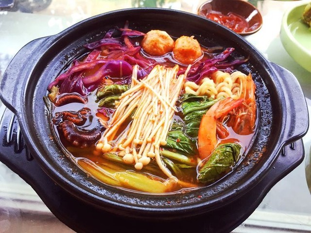 Bông House - Mì Cay & Trà Sữa