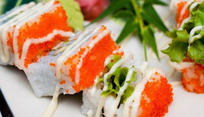 SUSHI CÔ CHỦ NHỎ - LẠC LONG QUÂN