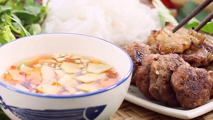 Bún Chả Hà Nội 29 - 93 Nguyễn Chí Thanh