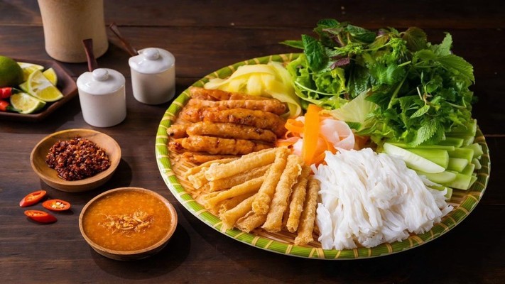 Nem Nướng Nha Trang - Phố Mai Dịch