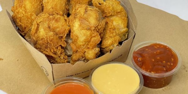 Anh Mập Chicken - Gà Rán Hongkong & Mì Cay Khô - 131 Phạm Như Xương