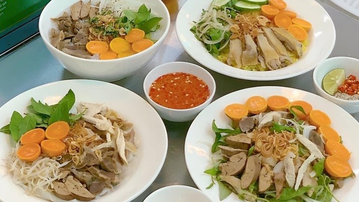 Chờ Chút - Bánh Ướt Lòng Gà - Đường A4