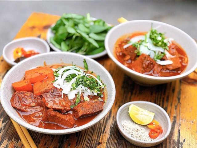 Bò Kho Cô Hoa - Nguyễn Kiệm