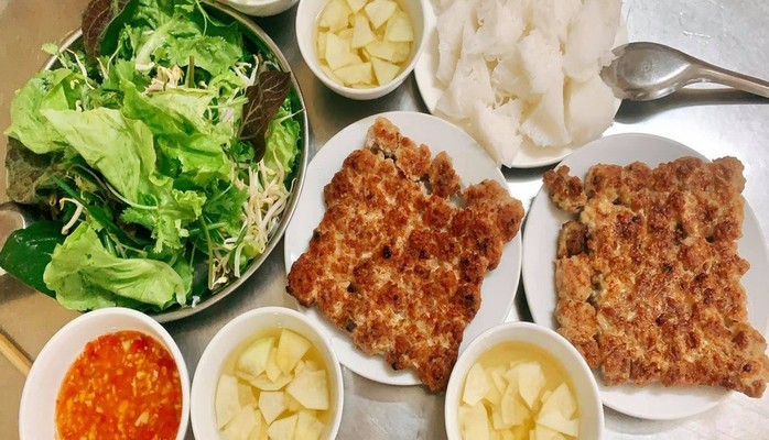 Bánh Cuốn, Bún Chả & Gà Tần - 111 Nguyễn Viết Xuân