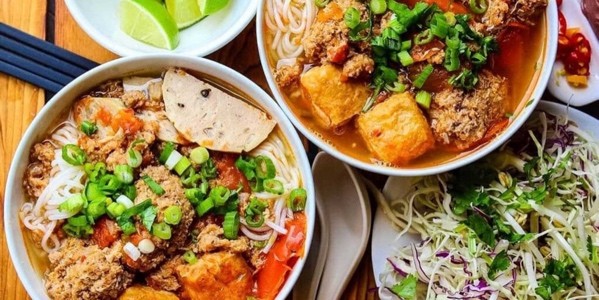 Mì Quảng, Bún Nước Lèo & Bún Riêu - Ung Văn Khiêm