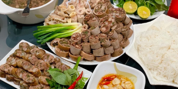 Lòng Trần Cháo - 185 Hồng Đô