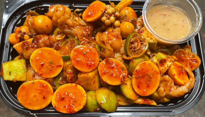 Nhà Nâu - Chân Gà Rút Xương Sốt Thái - Phạm Thế Hiển