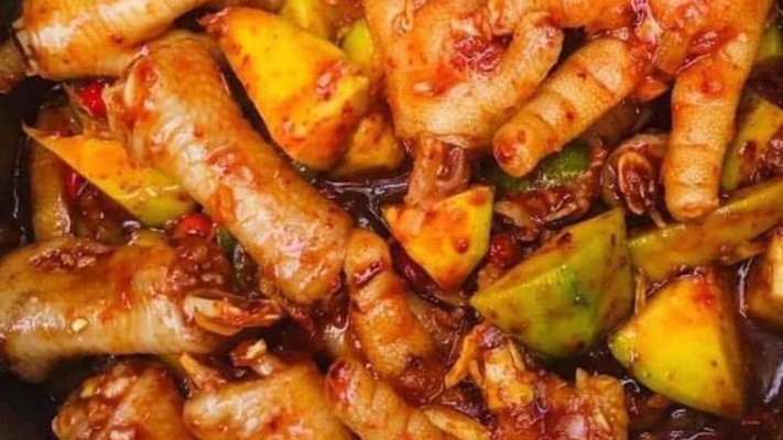 Ăn Vặt Xu Ka & Chân Gà Sốt Thái