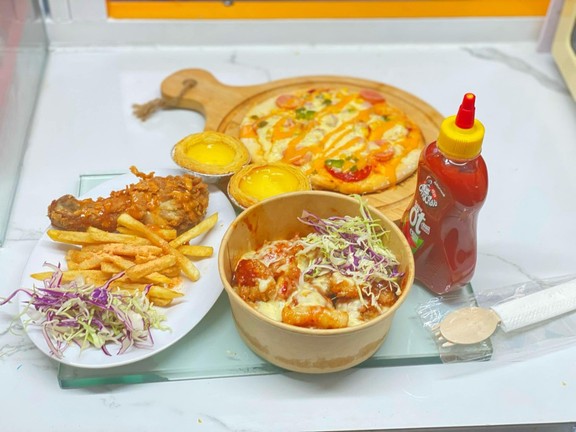 Chizza - Lẩu Gà Lá É, Gà Rán & Pizza