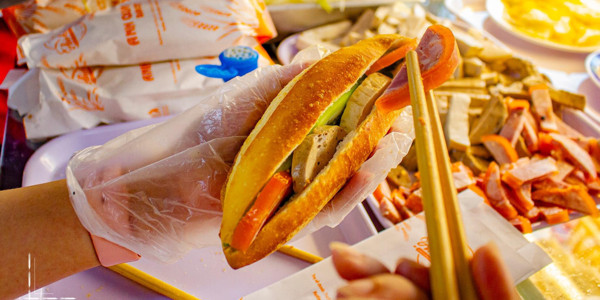 Anh Quân Bakery - Nguyễn Chánh