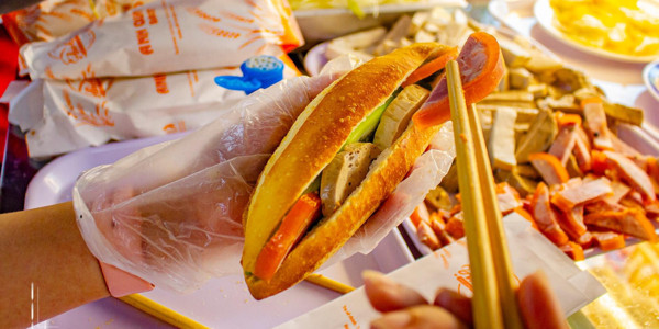 Anh Quân Bakery - Phạm Như Xương