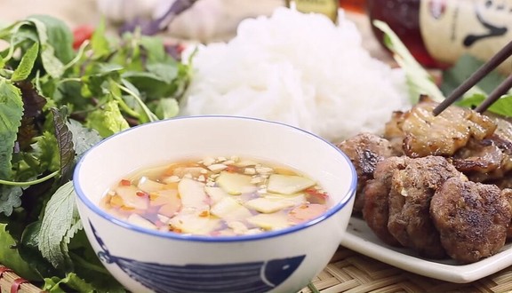 Bún Chả Cô Bằng - 28 Vũ Hữu