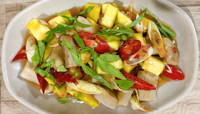 ĂN VẶT CHAY VEGAN NGUYÊN VŨ - 553 Điện Biên Phủ