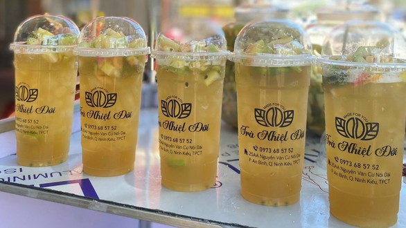 Mây Coffee - Hủ Tiếu Mực & Trà Nhiệt Đới