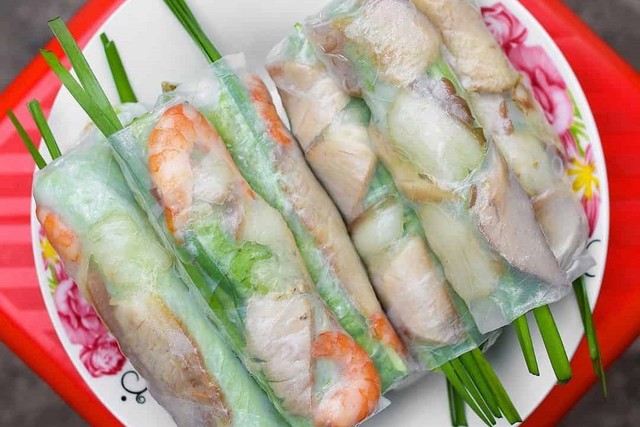 Gỏi Cuốn, Bún Thịt Xào & Gỏi Đu Đủ - Cô Mai