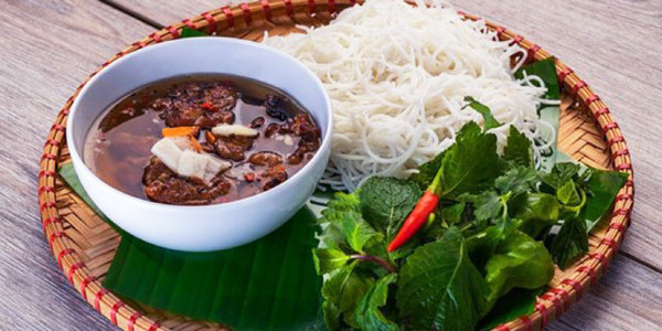 Bún Chả Thúy Nguyễn - Hoa Bằng