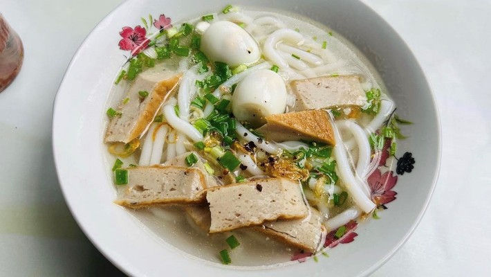 Bánh Canh Chả Cá CÔ LAN - Trần Thị Trọng