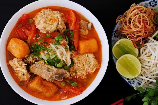 Ngọc Nga - Bún Riêu & Canh Bún - Nguyễn Thái Sơn