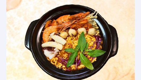 Gấu Bán Mì Cay - Phạm Hùng