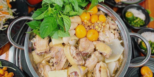 LẨU GÀ LÁ É NHI NGỘ NGỘ - ĐẶC SẢN PHÚ YÊN - Khu Phố 4