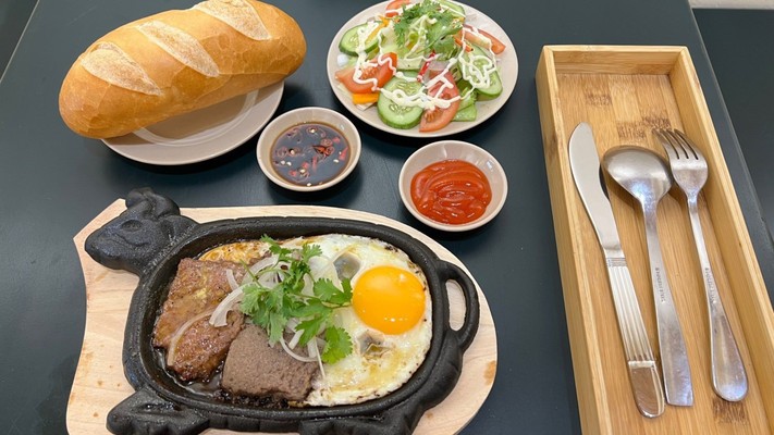 Bò Bít Tết Cô Kim