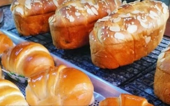 Tiệm Bánh Thiên Hương 2