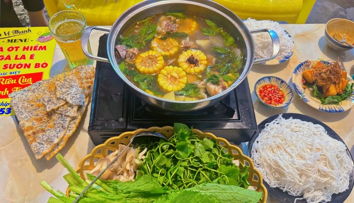 Lẩu Vị Thanh - Riêu Cua Bánh Tráng - 119 Phạm Ngọc Thạch