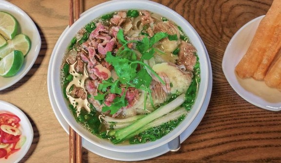 Phở Thìn & Cơm Chiên - Nguyễn Thị Định