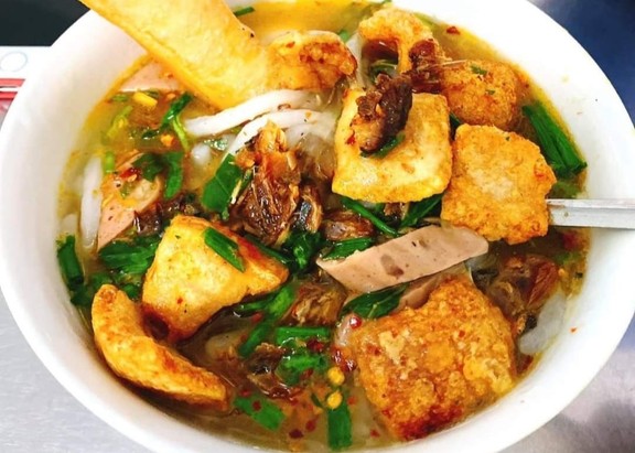 Chân Gà Xã Tắc - Chị Thúy