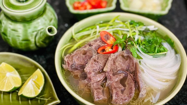 Phở Gia Truyền Nam Định - Phan Văn Hớn