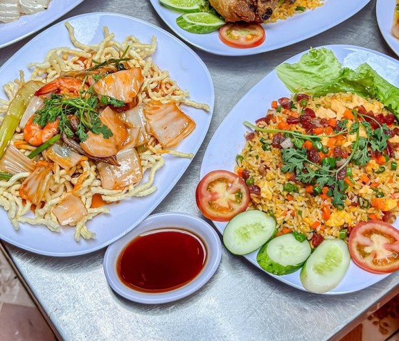 Cơm Chiên Mì Xào Lộc Ký - Phạm Hùng