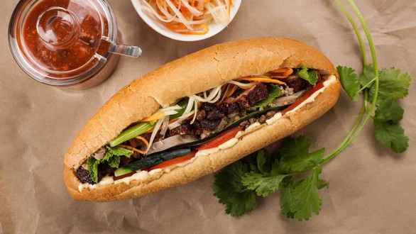 Mr Bánh Mì - Phan Văn Hân