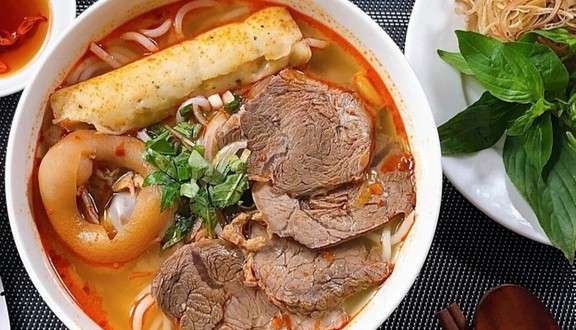 Bún Bò Huế & Cơm Sườn Nướng - O Thủy