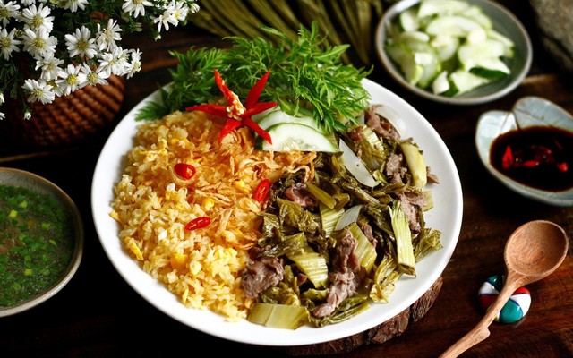 Cơm Rang Dưa Bò, Cơm Gà Xối Mỡ & Cơm Chiên Hải Sản - 2A Triệu Việt Vương