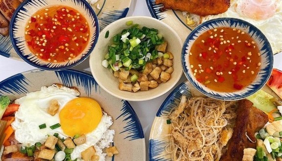 Cơm Gà & Xôi Gà - Út Nhỏ