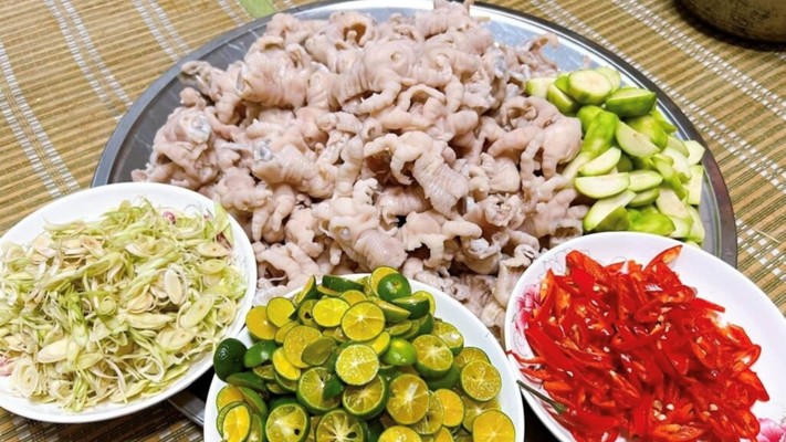 Chả Lụi, Chân Gà Sốt Thái & Ăn Vặt - Cô Út