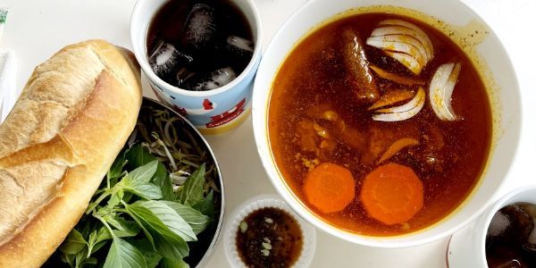 Bếp Bà Siềm - Lê Văn Lương