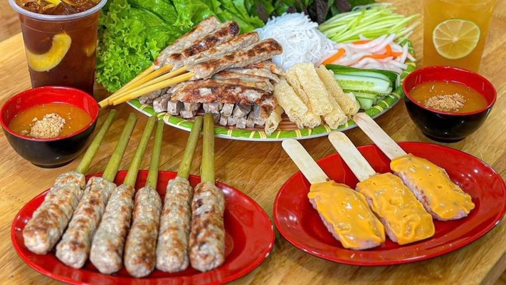 Nem Nướng Nha Trang Cô Ba - Đường N1