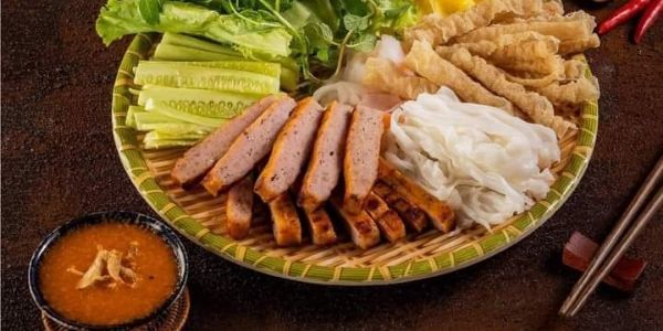 Mì Cay & Nem Nướng - Hoàng Hoa Thám