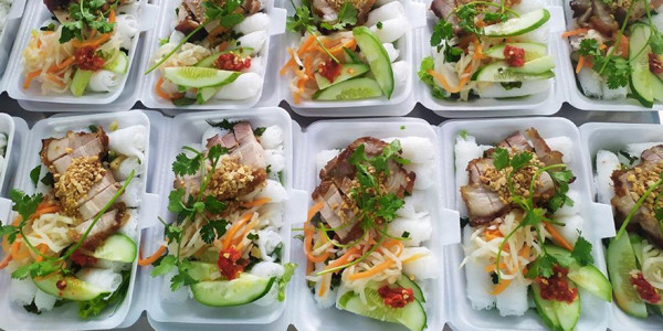 Phượng Ớt - Bánh Mì Heo Quay & Bánh Hỏi Heo Quay - Phan Văn Hớn