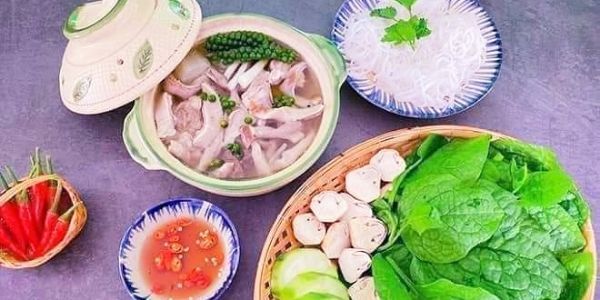 Lẩu Gà Lá É, Lẩu Xí Quách & Lẩu Bao Tử Hầm Tiêu - Nguyễn Quán