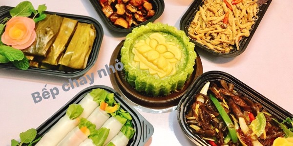 Bếp Chay Nhỏ - Bún Riêu Nước & Miến Trộn