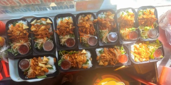 Bún Thịt Nướng & Bánh Mì Bò Nướng 777 - 274 Trường Chinh