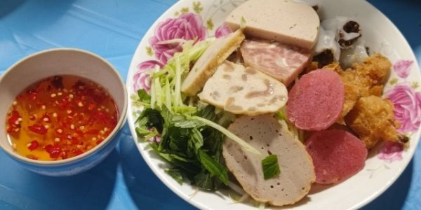 Bánh Cuốn Chị Ba