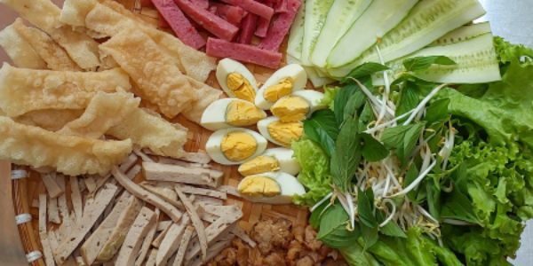 Cô Xuân - Bánh Cuốn Bình Định & Bún Thịt Nướng