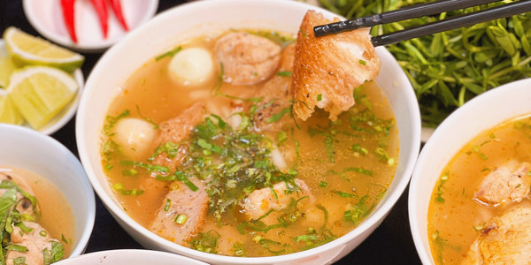 Bánh Canh Cá Lóc Trần - Trần Não