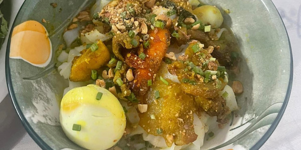 Mỳ Quảng Bà Ý Mỹ Sơn - 254 Văn Tiến Dũng