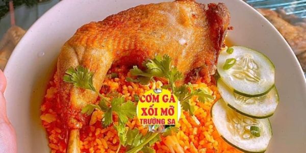 Cơm Gà Xối Mỡ - Trường Sa