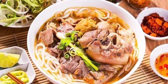 Bún Bò Huế O Xí