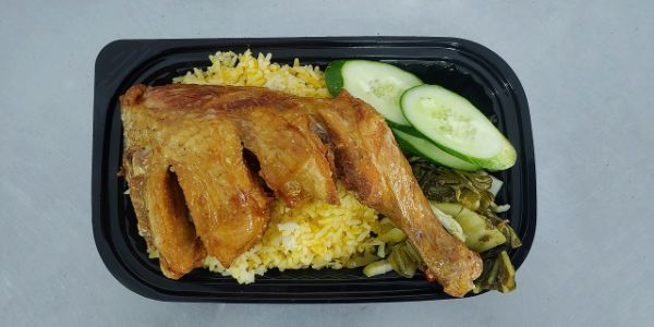 Cơm Gà Xối Mỡ Thăng Phát - 34 Huỳnh Thiện Lộc